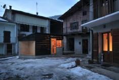 Wood and the Dog by StudioErrante Architetture