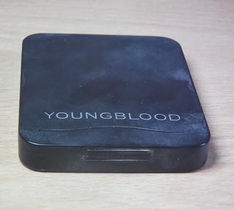 Young Blood Cosmetics Moulin Rouge Mineral Eye Shadow Palette Swatches