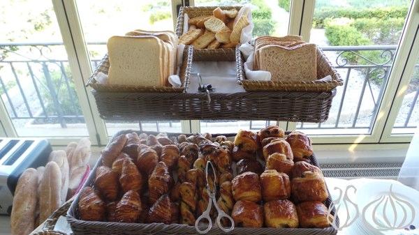 Le_Mas_Candille_Hotel_Breakfast06