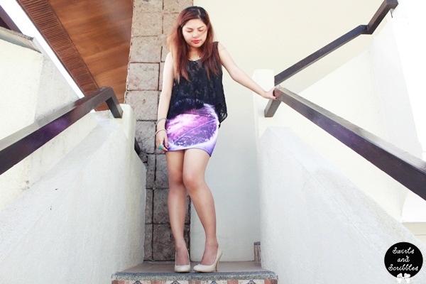 Look 29: Galaxy and Lace