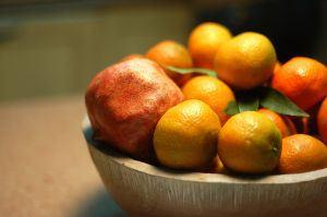 685426_tangerines_and_pomegranate