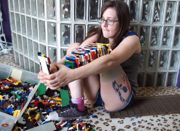 lego-prosthetic-leg