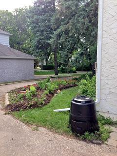 COMPOSTING GOOD - COMPOSTER BAD