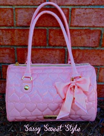 peach-betsey-johnson-handbag