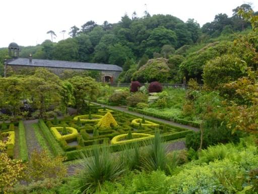 view across Parterre & Fountain