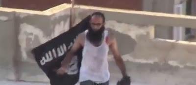 Morsi Supporters With Al-Qaeda Flag Murder Teens In Alexandria (Video)