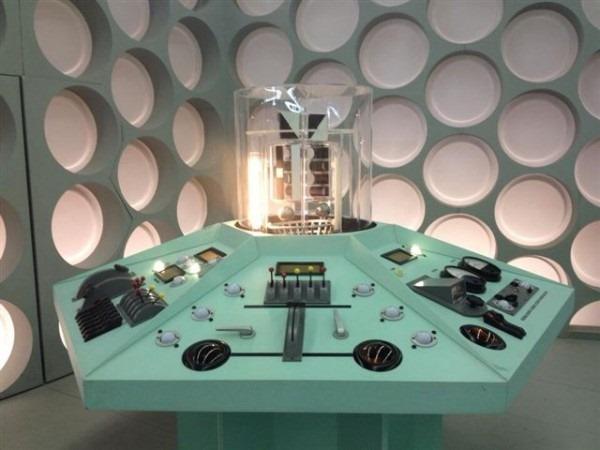 tardis-control-room-600x450