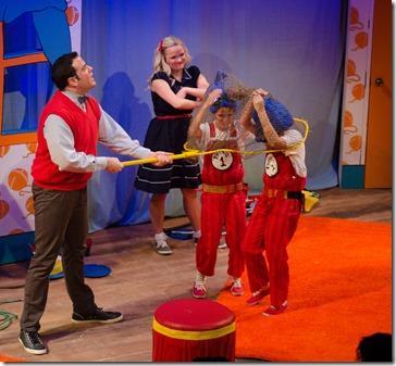 Review: Dr. Seuss’ The Cat in the Hat (Emerald City Theatre @ Broadway Playhouse)