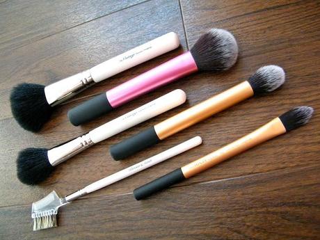 Beauty | Everyday Make-Up Brushes