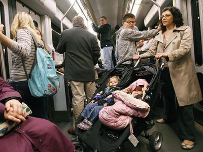 strollers allowed to remain open on buses