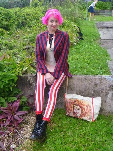 Hi, I'm Candy and I'm a Stripe-aholic Hi, I'm Candy and I'm a Stripe-aholic