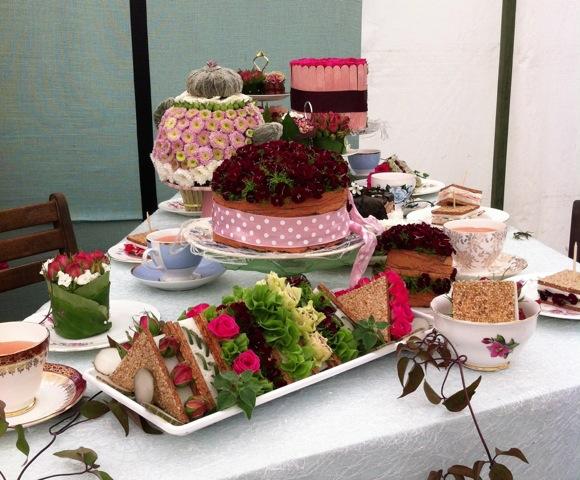 cakes made from flowers and plants