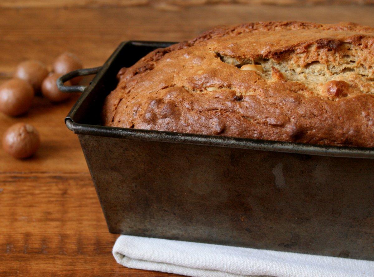 Banana, Macadamia & Yoghurt Loaf