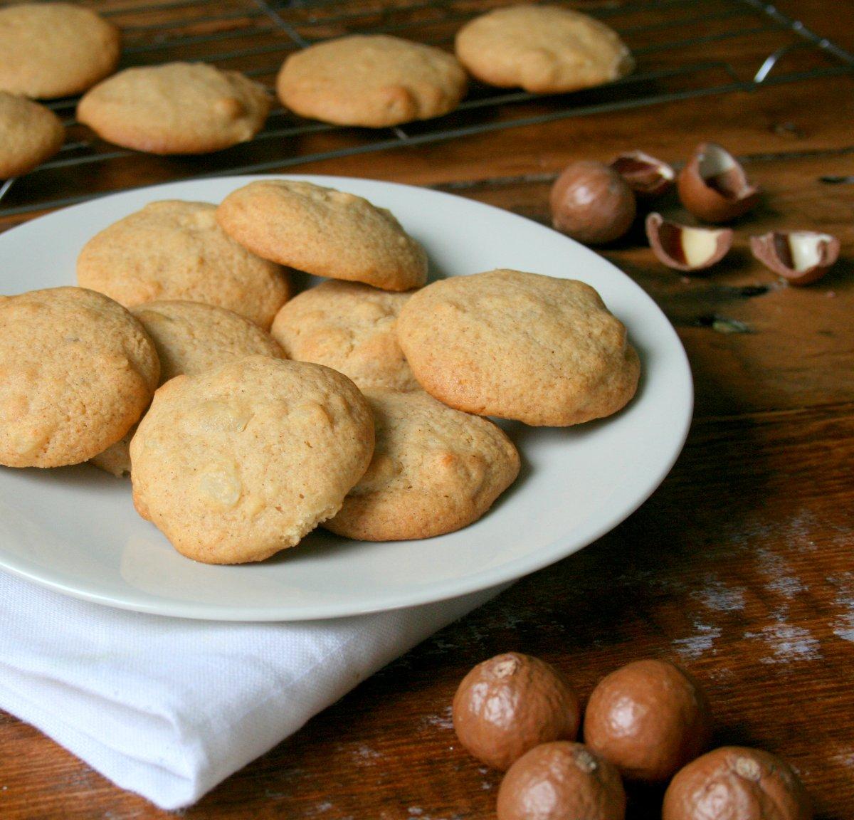 Macadamia & Honey Biscuits