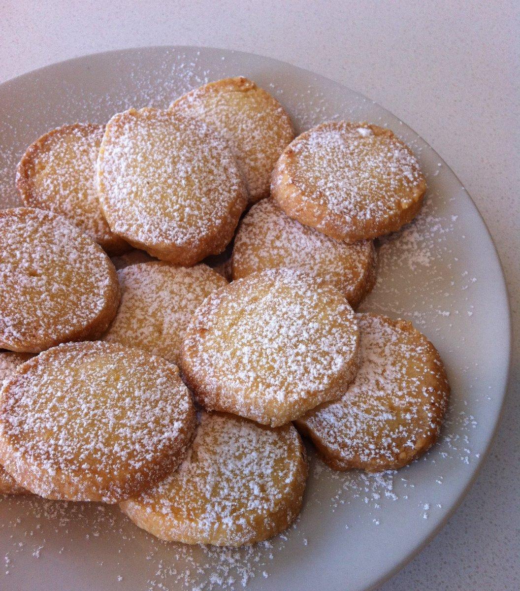 Lemon Shortbread Biscuits