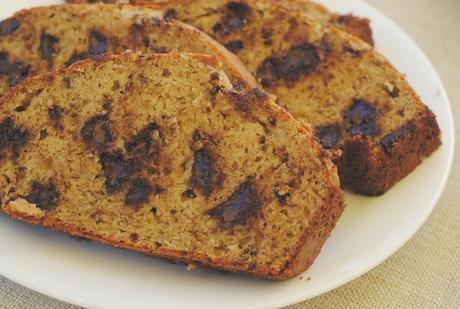 a sweet-tooth brunch: dark chocolate banana bread