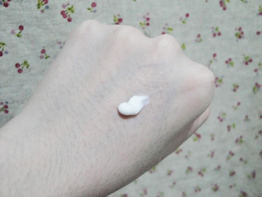 Review: Biore UV Aqua Rich Whitening Watery Cream