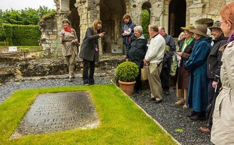 photo of group around the grave site of Pierre de Ronsard