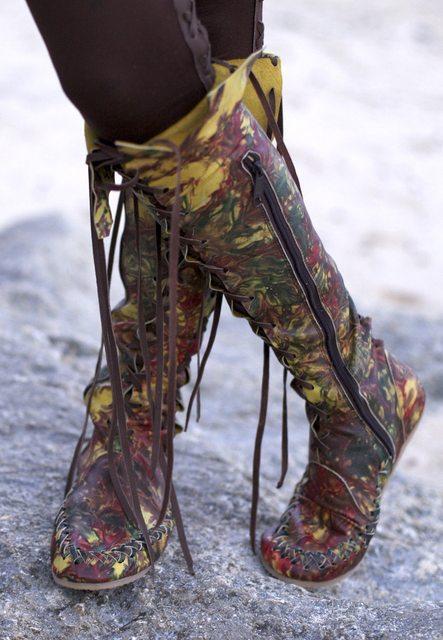 All About Thigh High Boots And The Celebs That Adore Them