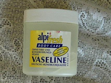  photo VASELINE_zps48befca2.jpg