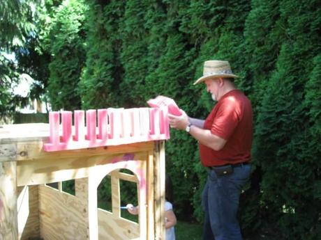 grandpas castle yes spaces 700x525 DIY Playhouse: Princesses Can Build a Castle Too!