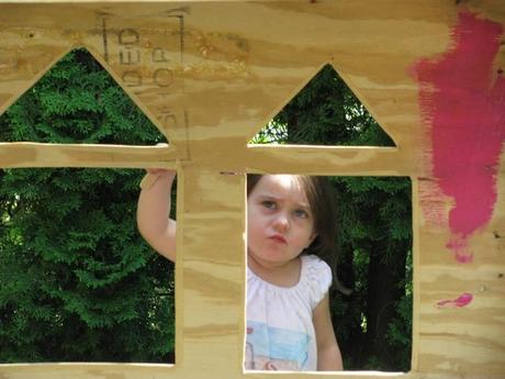 concentrating painting yes spaces castle 700x525 DIY Playhouse: Princesses Can Build a Castle Too!