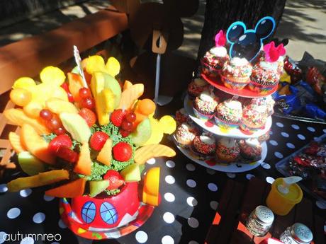 HOTDOG! Mega Mickey Mouse Birthday Party Plan