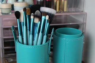 Sigma Brush Dupes From Colorfulonline.com?!