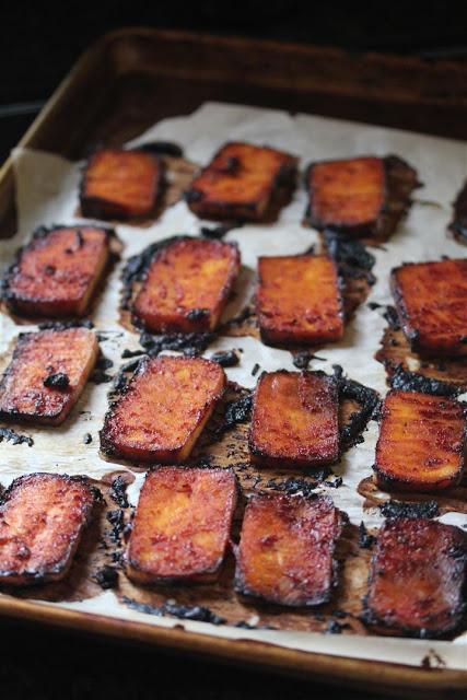 Baked Sriracha Tofu (Vegan)