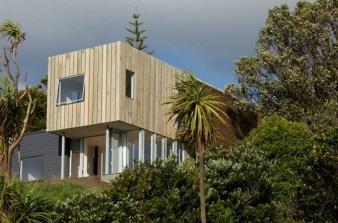 Casa de Playa Otama by David Berridge Architect