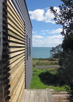 Casa de Playa Otama by David Berridge Architect