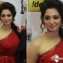 thumbs tamannah 60th idea filmfare awards south pics photos images stills Celebs At 60th Idea FilmFare Awards   Photos