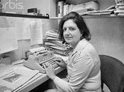 Legendary Journalist Helen Thomas Dies