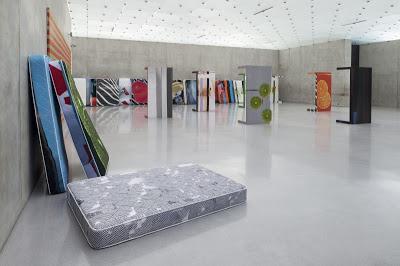 see | art exhibition