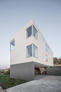 House MDBA by JGC