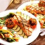 l_1577_grilled-salmon-picnic-vegetables-shrimps-CUT1