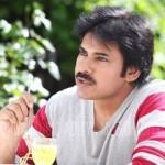 Pawan_kalyan_Samantha_Atharintiki_Daredi_Solo_Stills_Images_Galleries