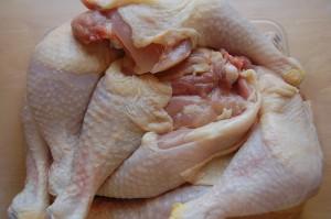 Raw chicken can carry bacteria/photo by Flickr user snowpea&bokchoi