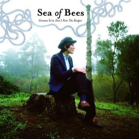 sob ep cover 550x548 SEA OF BEES GNOMES EP [7.5]