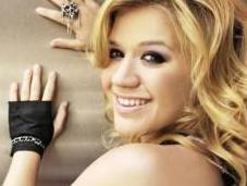 Kelly Clarkson ‘Mr. Know All’