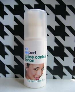 Review: Boots Expert Shine Control Lotion