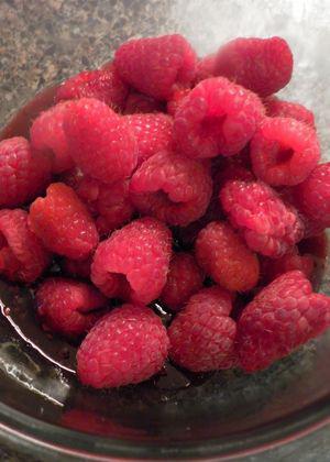 Raspberry crush tarts - Add raspberries to jam