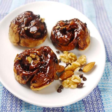 Mini Caramel Walnut Rolls