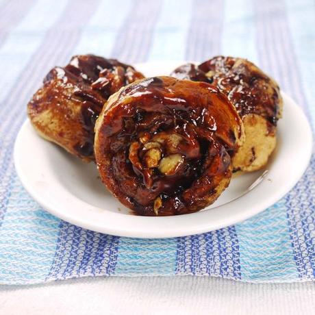 Mini Caramel Walnut Rolls