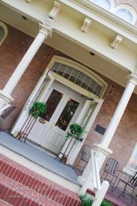 Corydon, Indiana: Kitner House Inn Front Porch