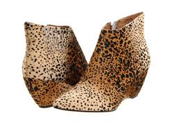 How To Wear Animal Print Shoes | YouLookFab