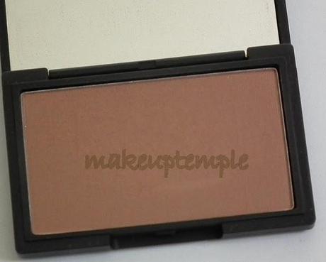 Swatches: Blush: Sleek Makeup: Sleek Makeup Nude Collection: Sleek Makeup Nude Collection Suede Blush Swatches & Review