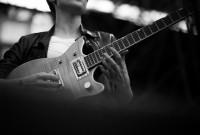 tegan sara007 200x135 FUN. PLAYED PIER 26 WITH TEGAN AND SARA [PHOTOS]