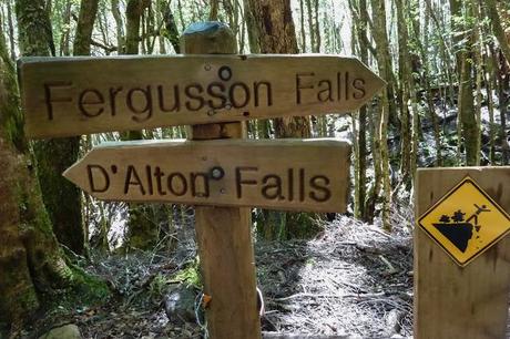 signs to fergusson falls overland track tasmania