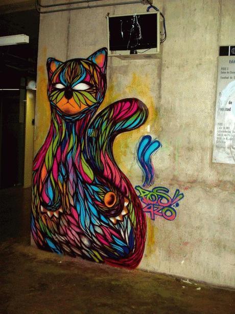 Mesmerizing Graffiti GIF of “Hypnocat” hypnocat